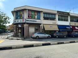 East Coast Road (D15), Retail #475123591